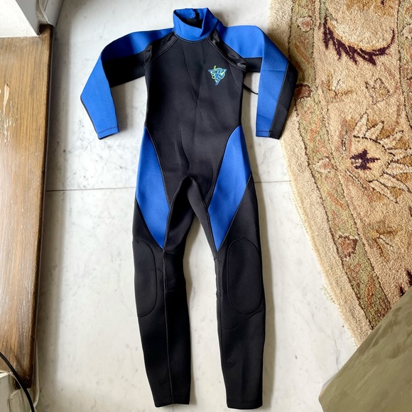 Deep See Long Sleeve Youth Wetsuit Medium - Picture 1 of 7